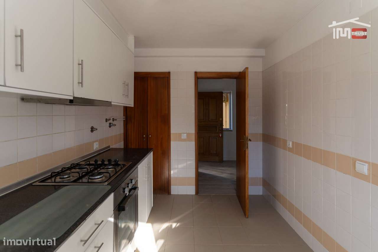 T3 Em Minde, Remodelado muito soalheiro e sossegad-5