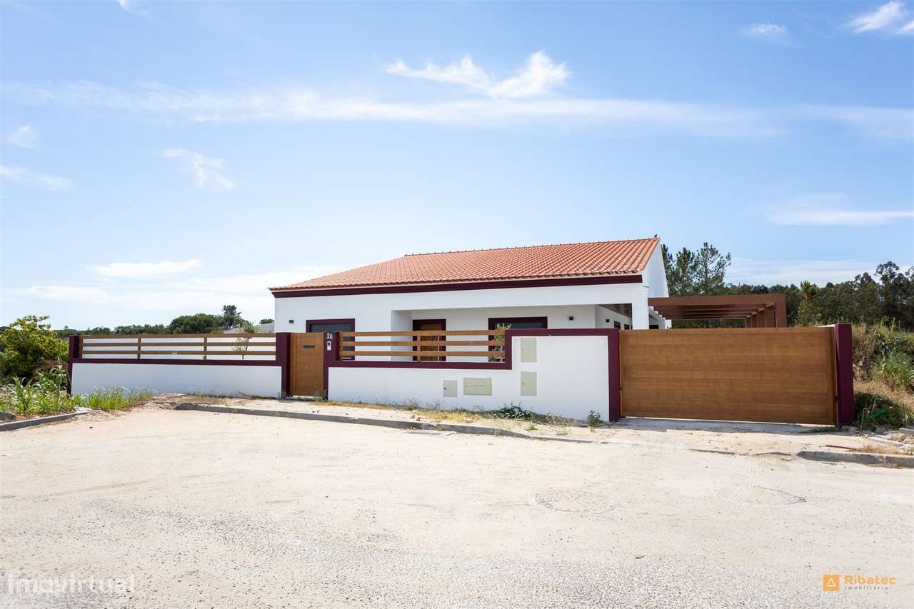 Moradia T3 Moderna | Vendida com Recheio-34