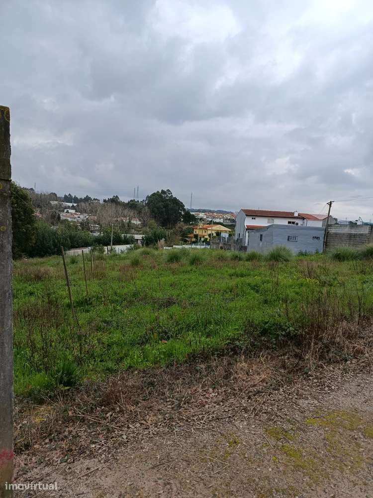 Terreno Urbano 575 m² | 317 m² de Construção Possível - Grande imagem: 3/4