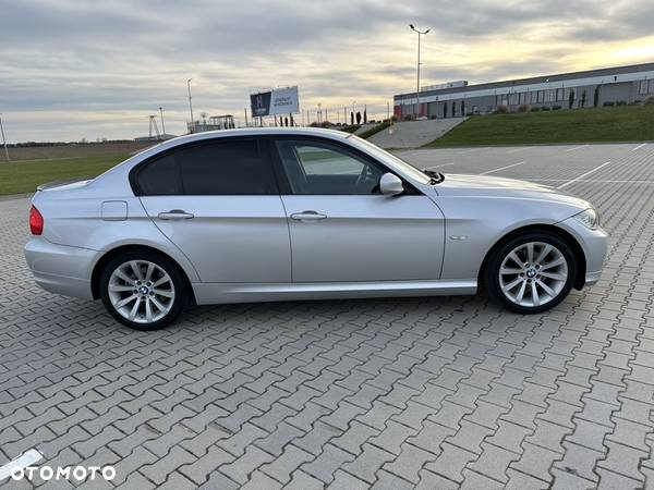 BMW Seria 3 318i - 7