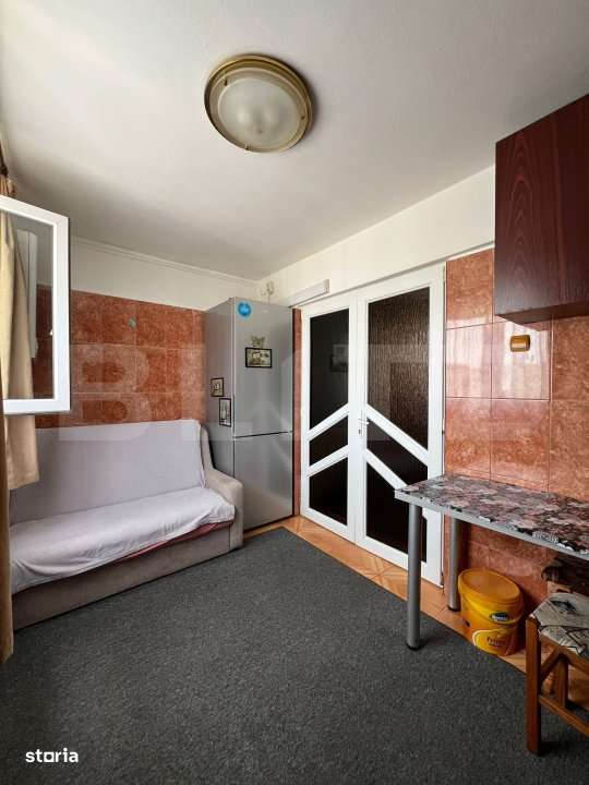 Garsoniera de vanzare, decomandata , zona Micro 3 - Imagine principală: 4/7