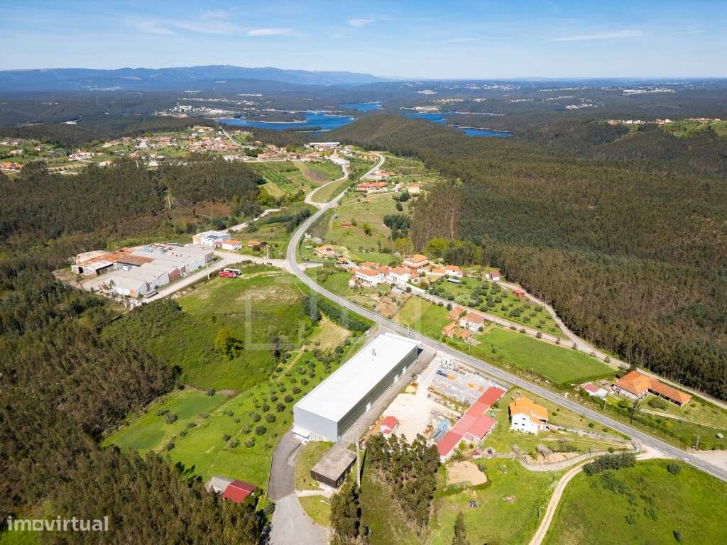 Armazém para venda no FactoryHub em Covais, Penacova-39