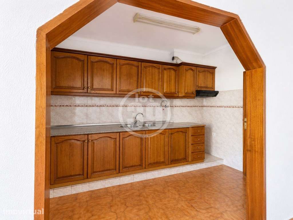 Apartamento com 4 quartos no ultimo andar e com um amplo sótão, sit...-5