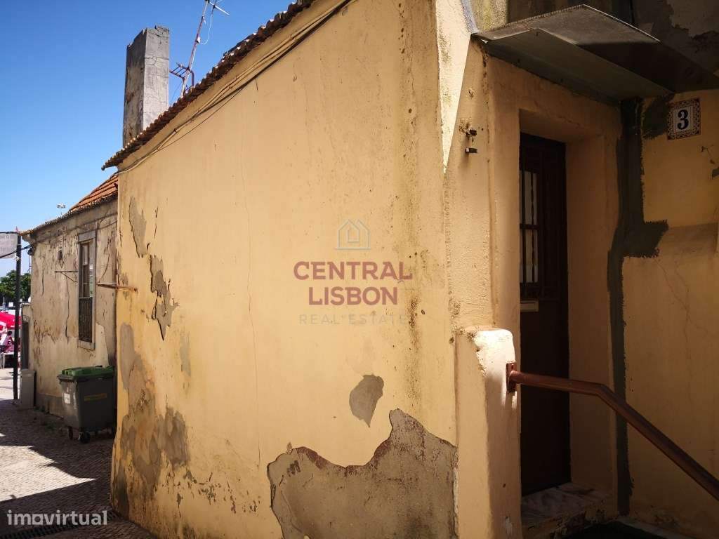 Prédio para reabilitação total- Cacilhas - Almada- Vista Tejo - Grande imagem: 5/21