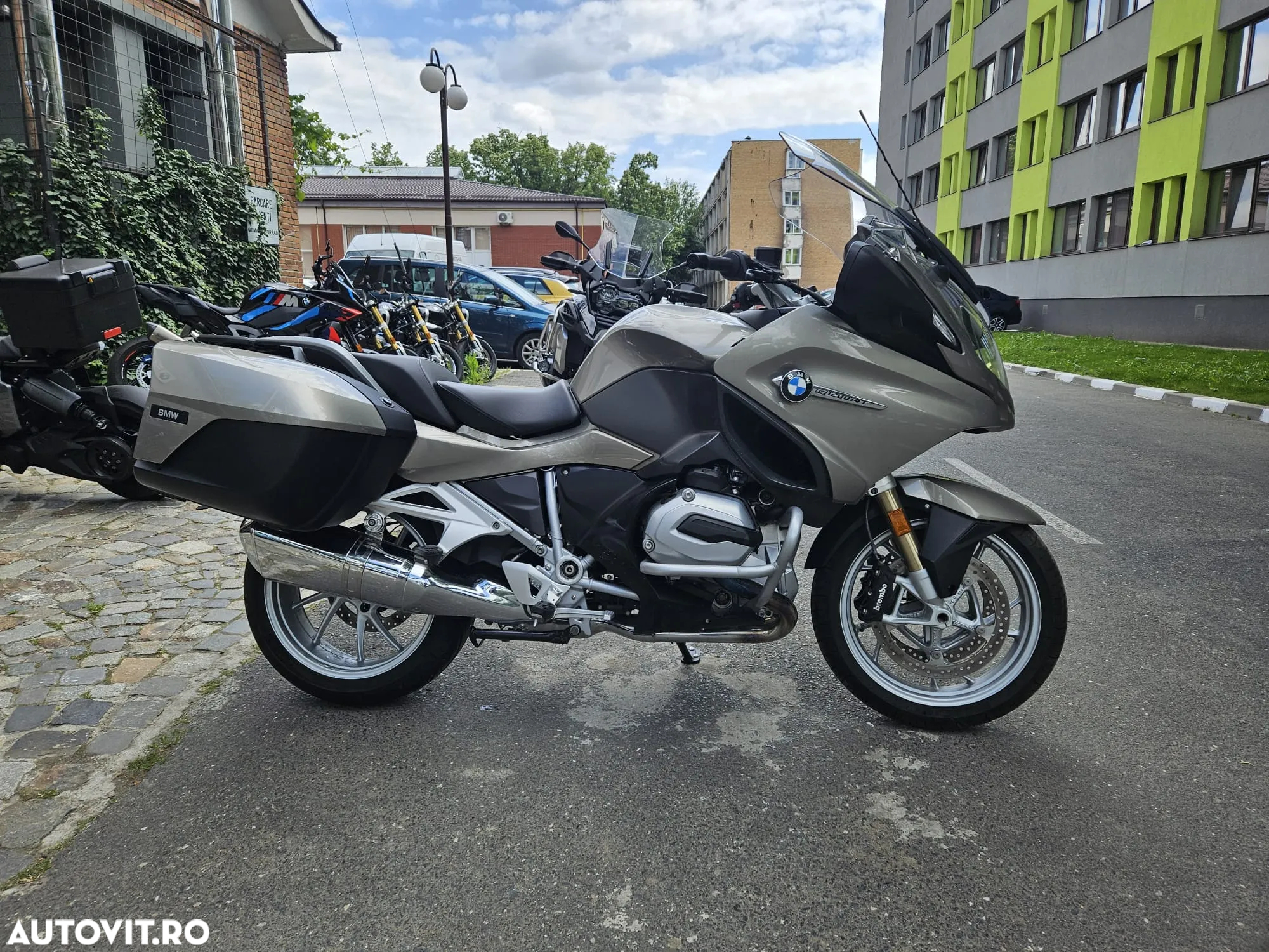 BMW R 1200RT LC - 3