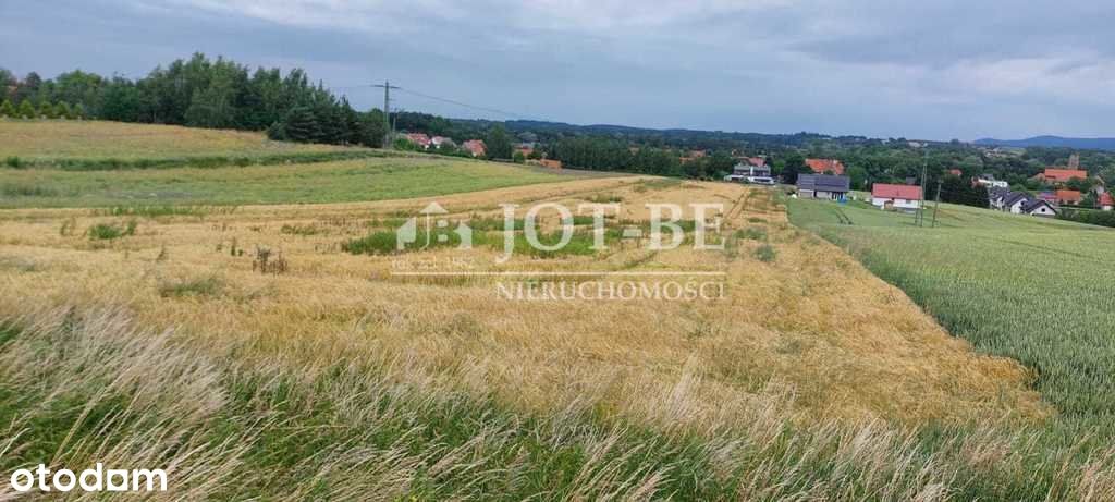 Działka inwestycyjna pod zabudowę jednorodzinną