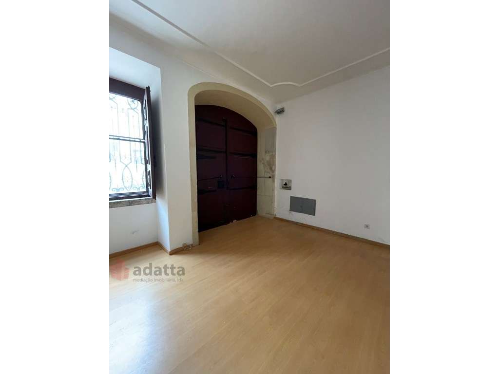 PRÉDIO PARA ARRENDAMENTO - CENTRO HISTÓRICO DE COIMBRA - Grande imagem: 4/22