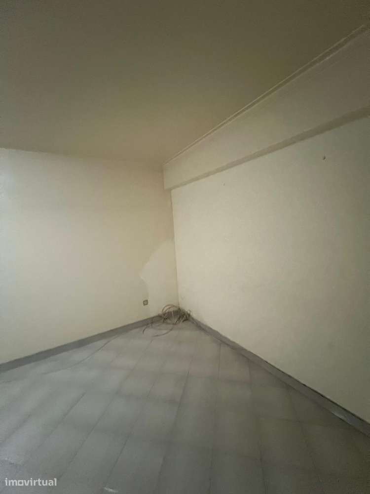 Oportunidade! T3 com Varanda – Nossa Senhora de Fátima, Entroncamento - Grande imagem: 5/12