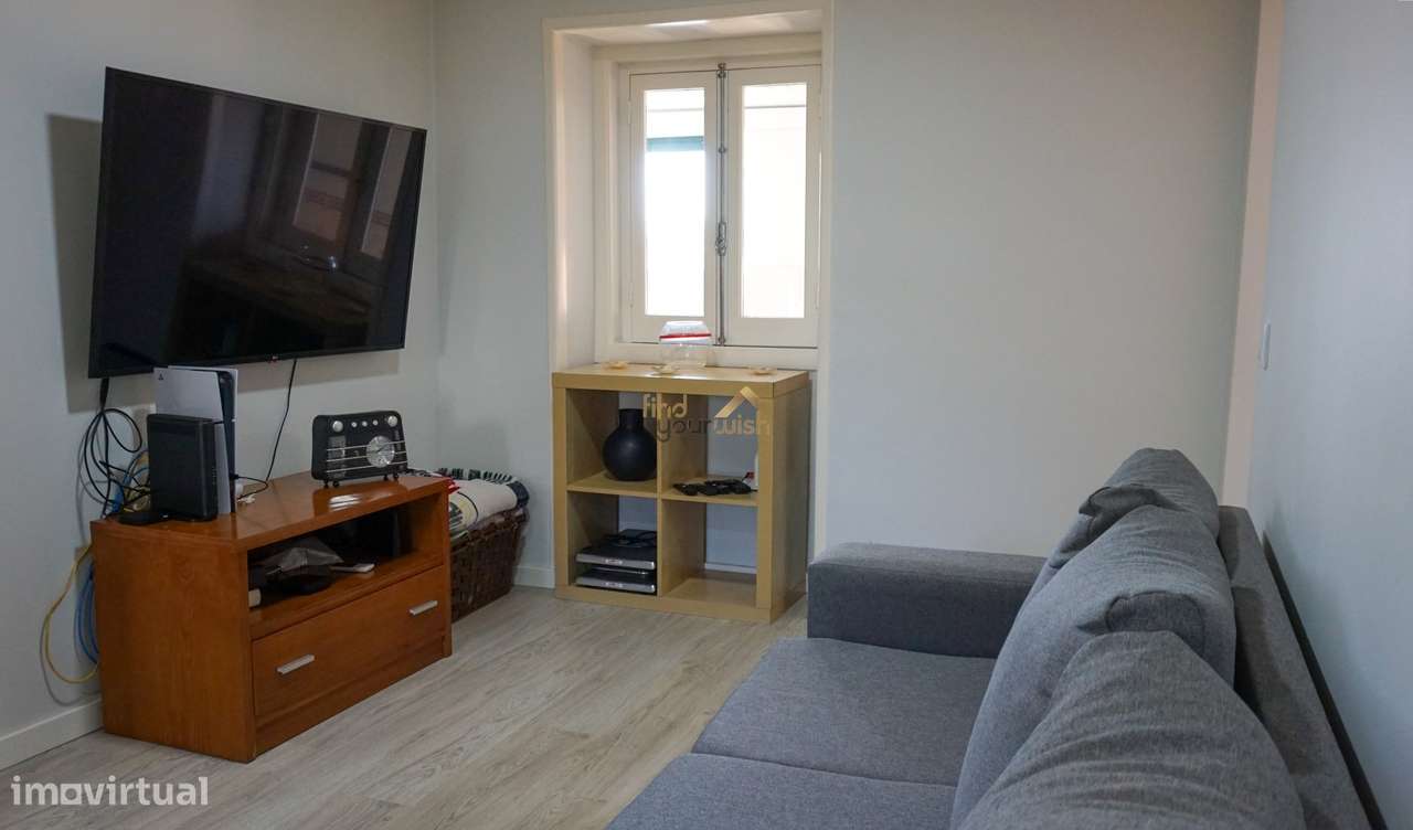 Quintinha Renovada com Terreno de 14.760 m² em Carvalhal, Turquel-13