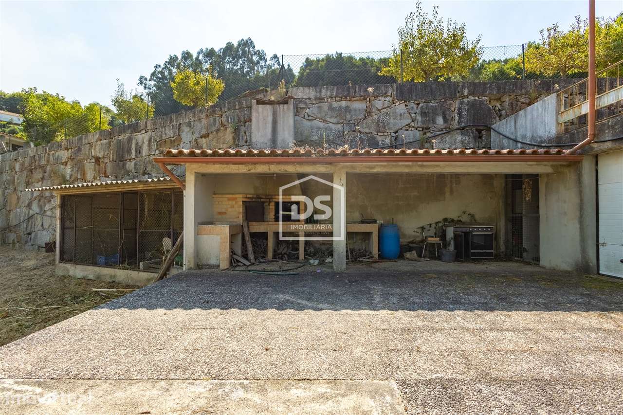 Moradia T3 Venda em Vila Boa do Bispo,Marco de Canaveses - Grande imagem: 2/13