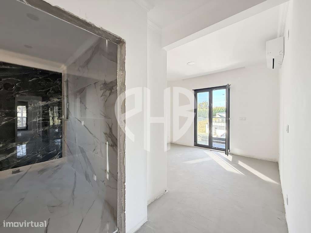 Moradia Isolada T4 Nova com Piscina Aquecida | Caparica | Conclusão...-36