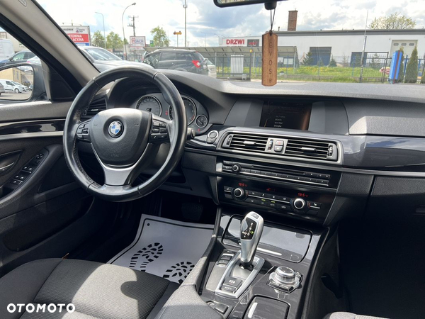 BMW Seria 5 520d BluePerformance - 9