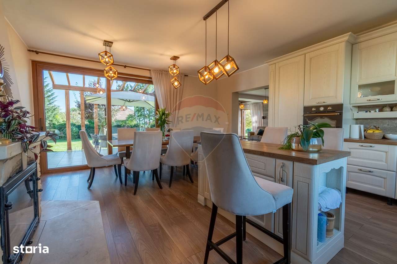 Proprietate exclusivista de vanzare: 2 case | 9 camere | 2000 mp teren-11