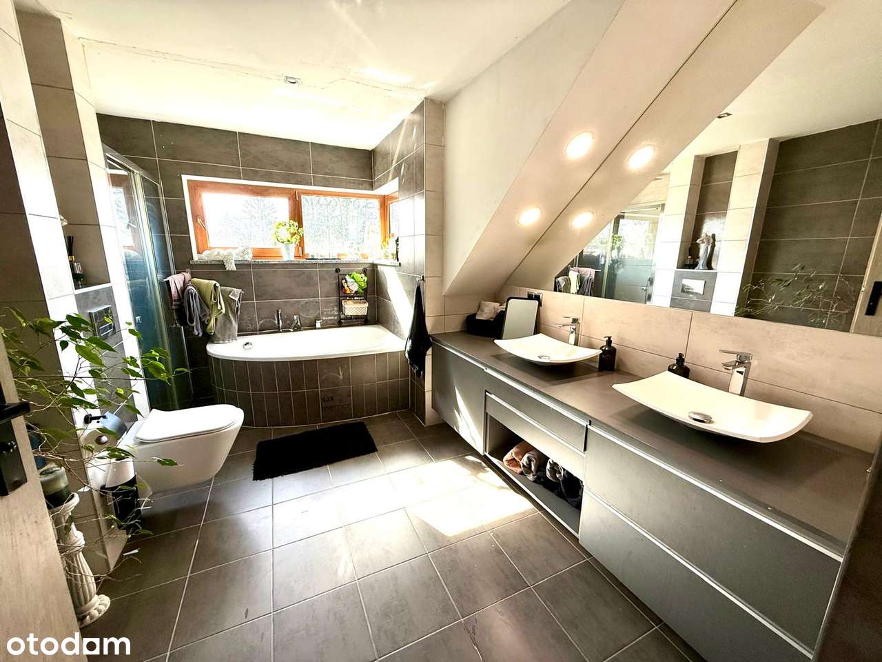 Duży dom Kostrzyca - blisko Karpacza.-9