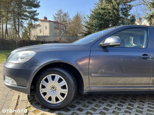 Skoda Octavia 1.4 TSI Ambiente - 10