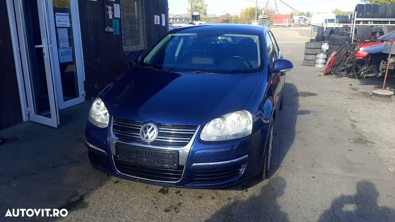 Dezmembrăm Volkswagen Jetta, 2008, 1.9 TDI cod BXE - 1