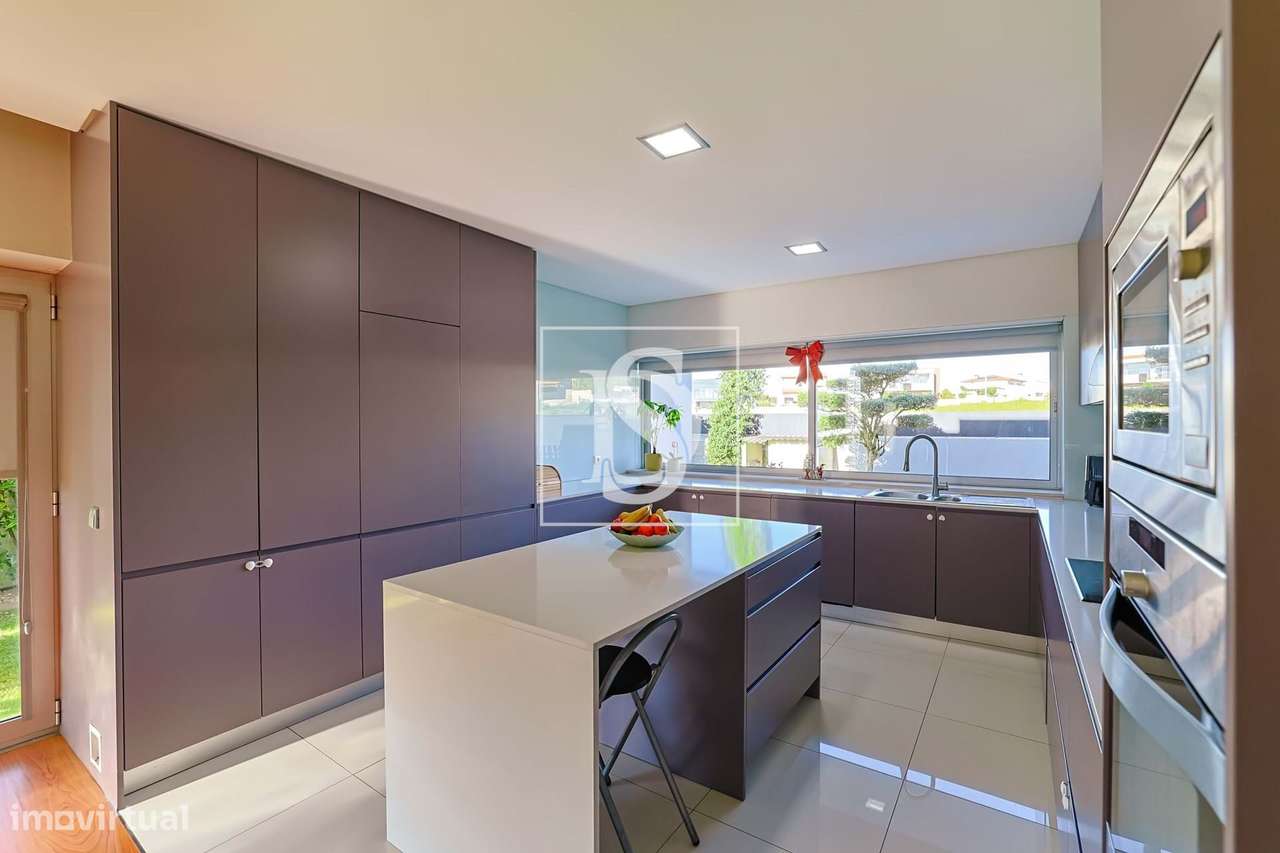 Moradia Isolada com PISCINA, em Tamel (São Verissimo)!-11