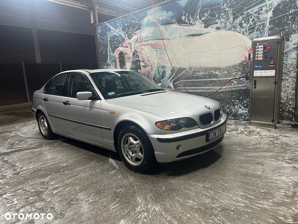 BMW Seria 3 316i - 4