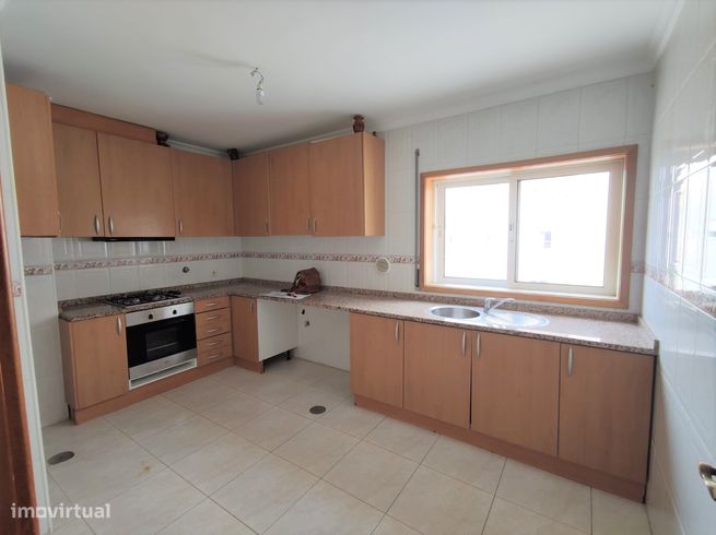 Apartamento T2 -Oliveira de Azeméis-0