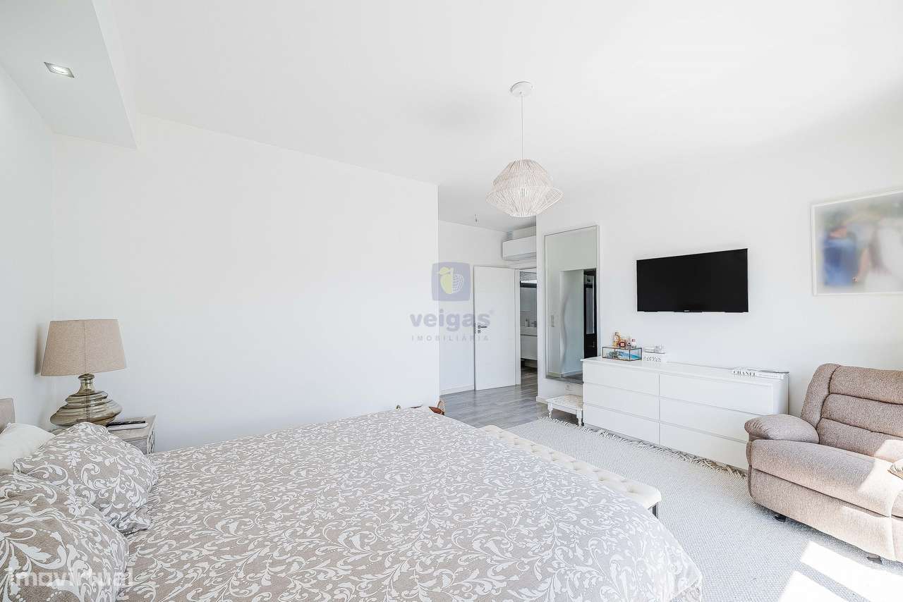 Moradia Isolada em Condominio-14