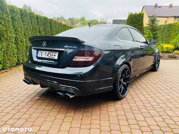 Mercedes-Benz Klasa C 63 AMG Coupe AMG SPEEDSHIFT MCT - 12