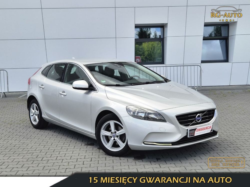 Volvo V40 II 2012