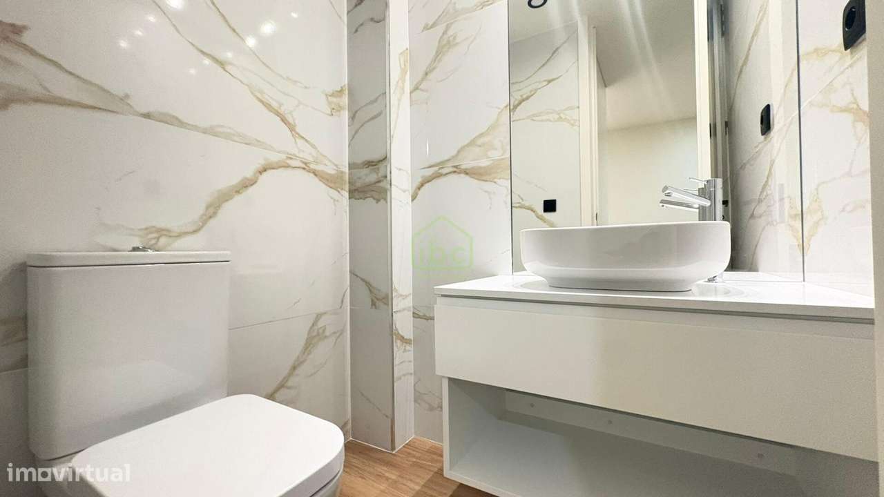 Apartamento T3 Remodelado perto do metro na Póvoa de Varzim-11