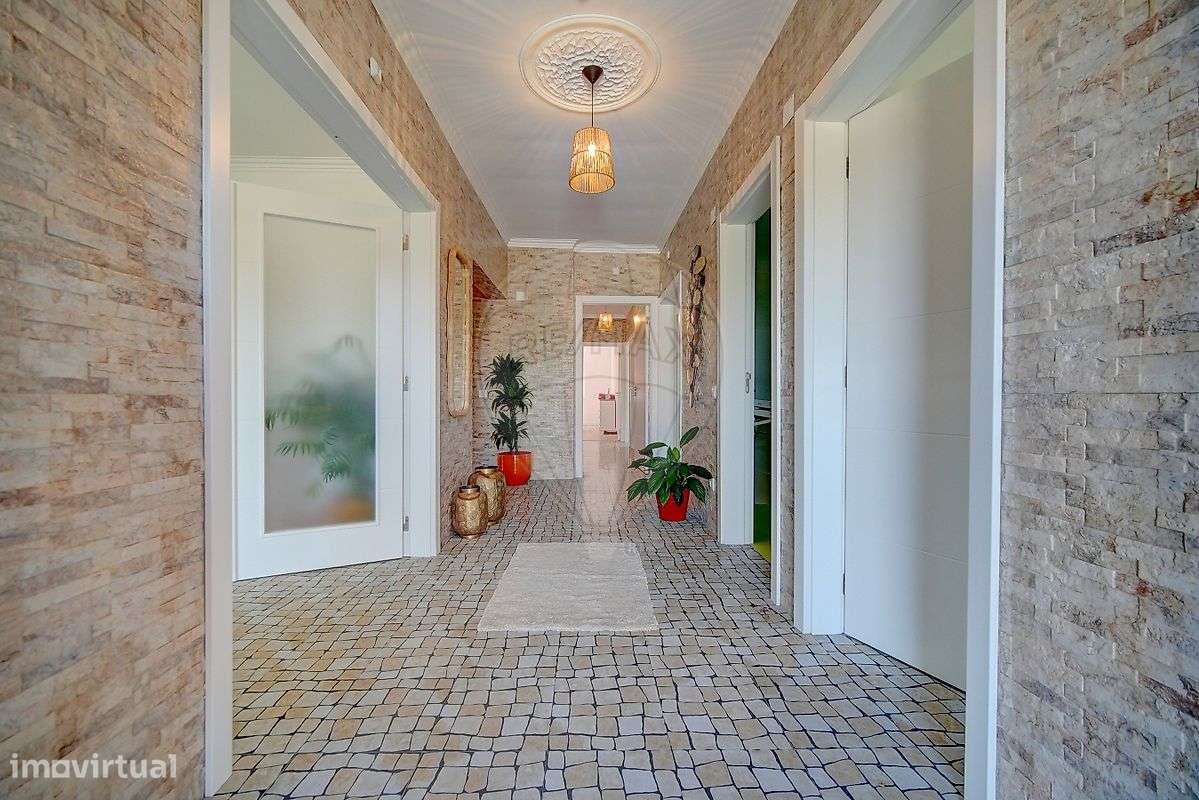 Moradia T6 para venda-21