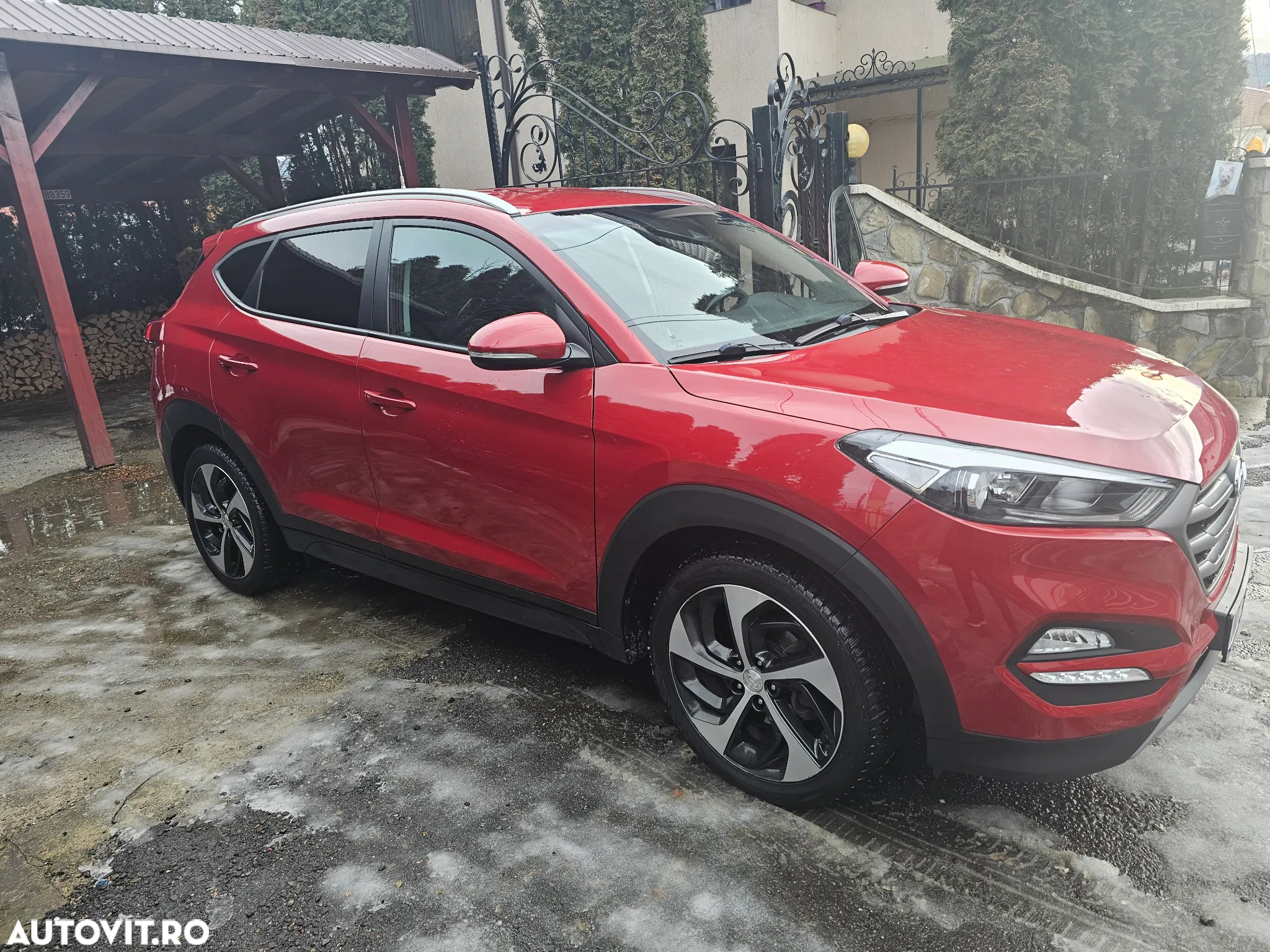 Hyundai Tucson 1.6 GDI 4WD DCT Premium - 2