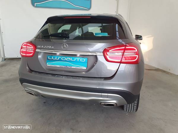 Mercedes-Benz GLA 220 d Style - 9