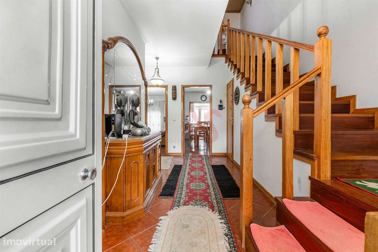 &#127969; Moradia em Banda T3 + Armazém – Lustosa, Lousada - Grande imagem: 4/28