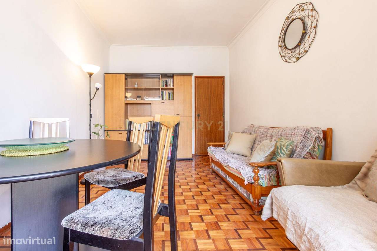 Apartamento T2 em Casquilhos (Alto do Seixalinho) – Barreiro-7