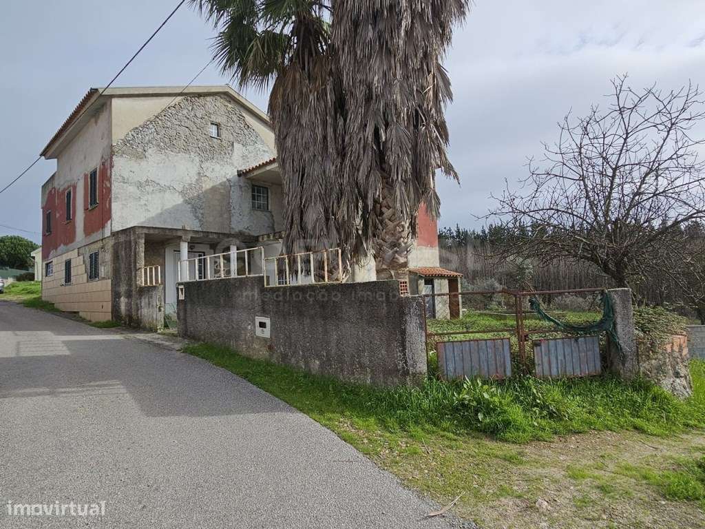 Moradia T3 bem localizada sito em Lameiras, São João da Boa Vista, ... - Grande imagem: 4/22