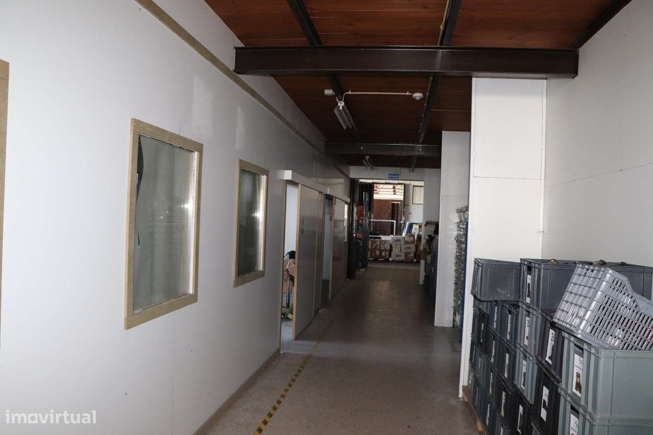 Fábrica/Indústria  Venda em Lustosa e Barrosas (Santo Estêvão),Lousada - Grande imagem: 5/9