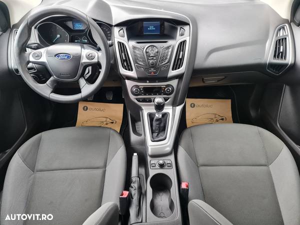 Ford Focus 1.6 TDCi DPF Titanium - 3