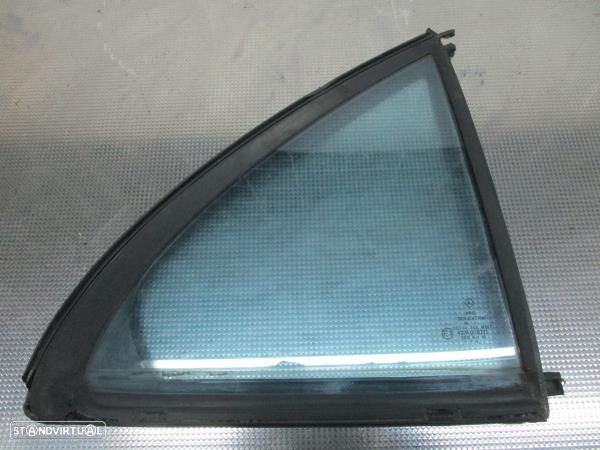 Vidro Triangular Tras Dto Mercedes-Benz C-Class (W203) - 1