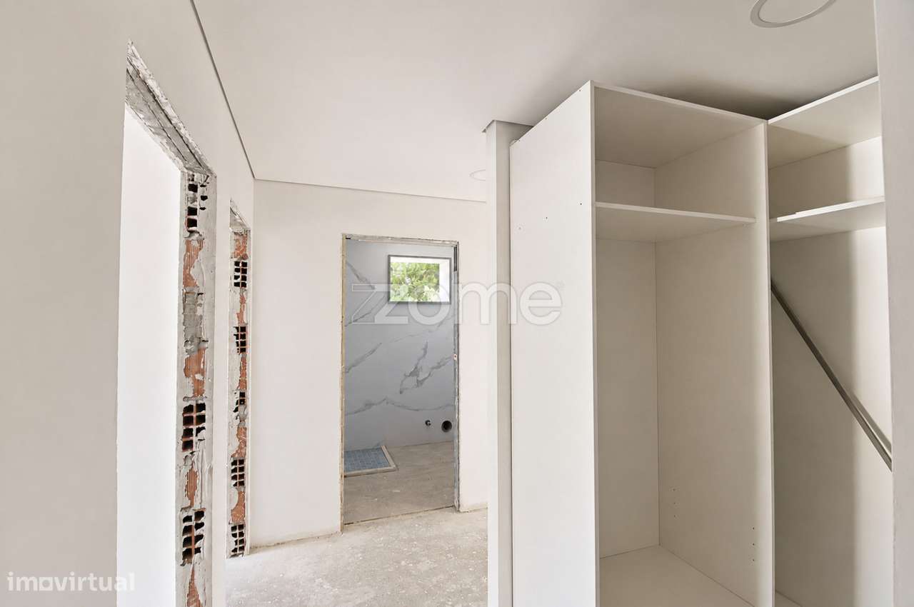 T3 Novo | Quinta da Flamenga | Vialonga | 3º andar | Suite e Garagem-20
