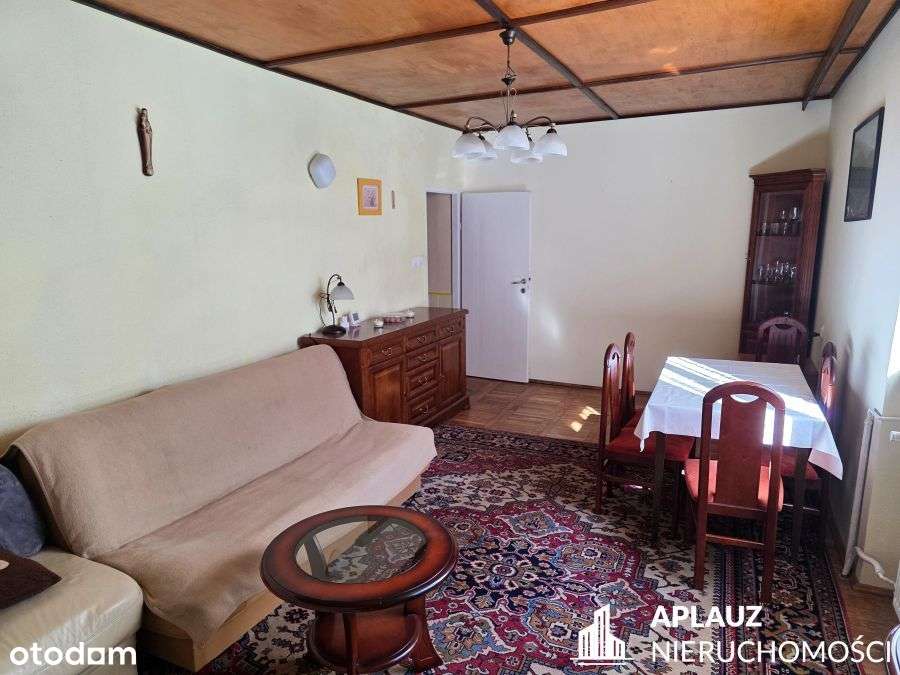 Dom z pokojami na wynajem w super lokalizacji, Kar-7