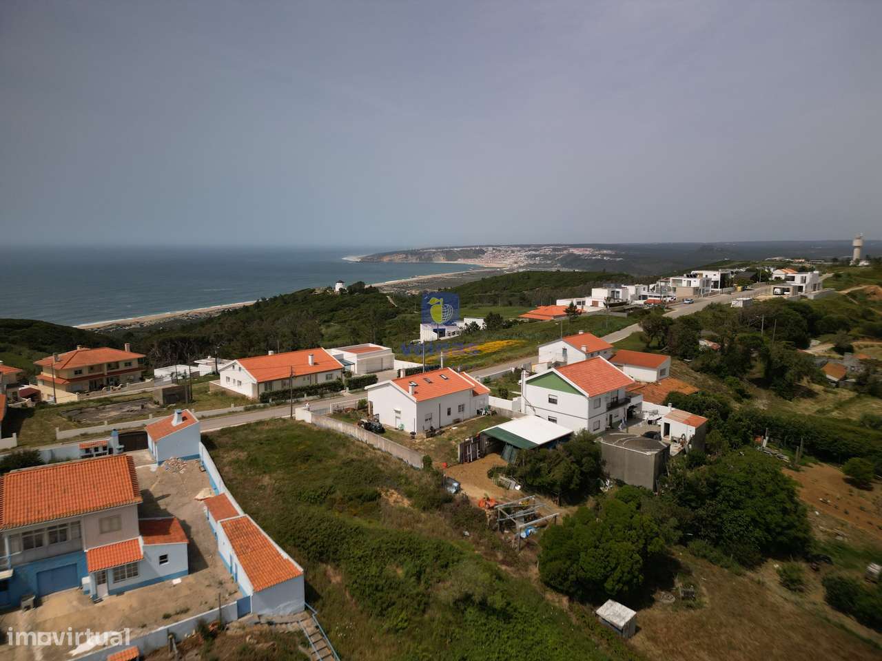 Terreno com Projeto  para Moradia T4 com Piscina – Serra da Pescaria,-8