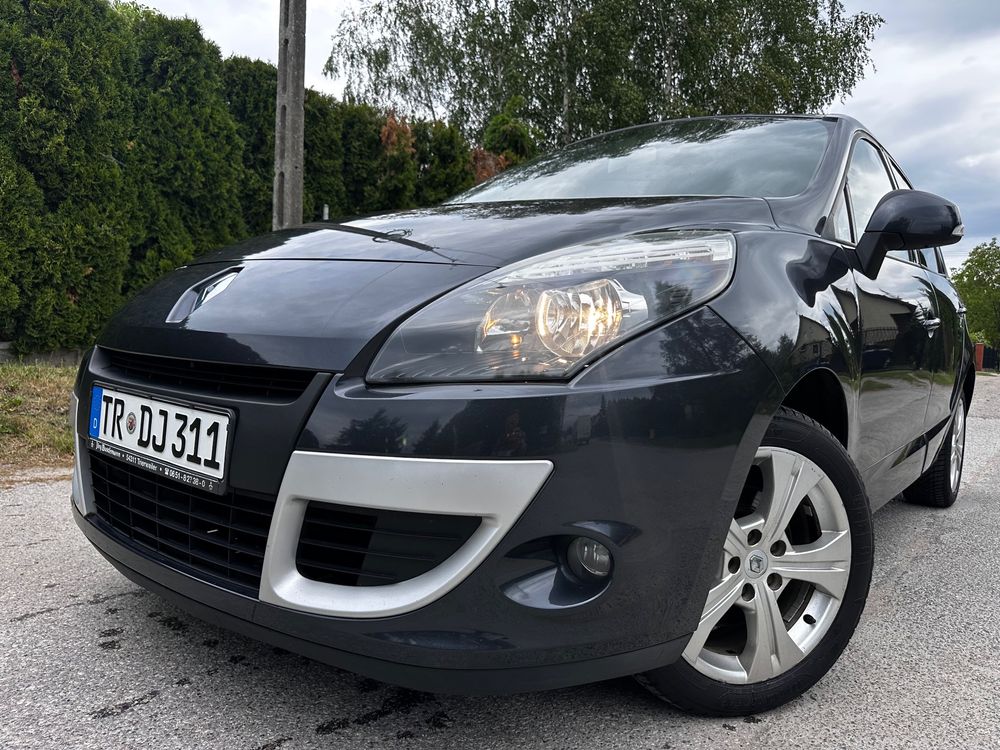 Renault Scenic III 1.6 16V 110 Dynamique 2010