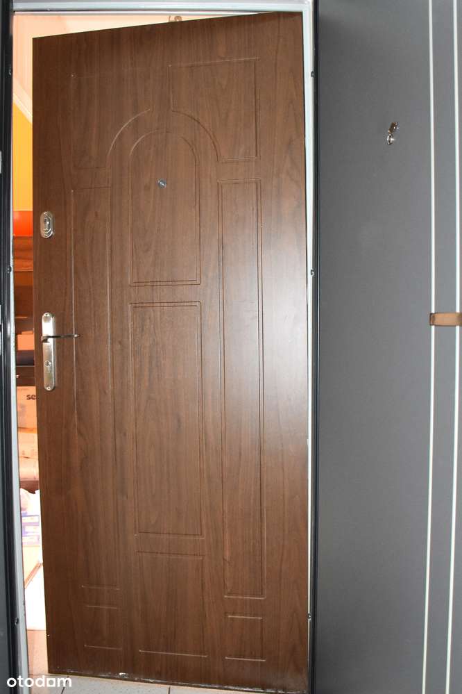 3 pokoje, OC miejskie, IV piętro, duża kuchnia-19