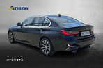 BMW Seria 3 330i Luxury Line - 3