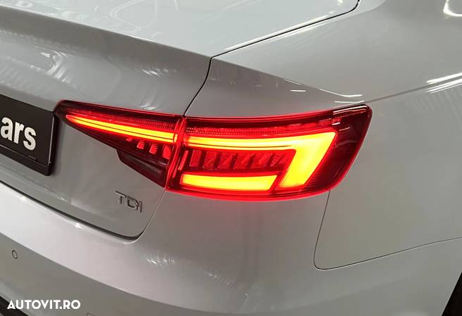 Audi A4 2.0 TDI S tronic Design - 22