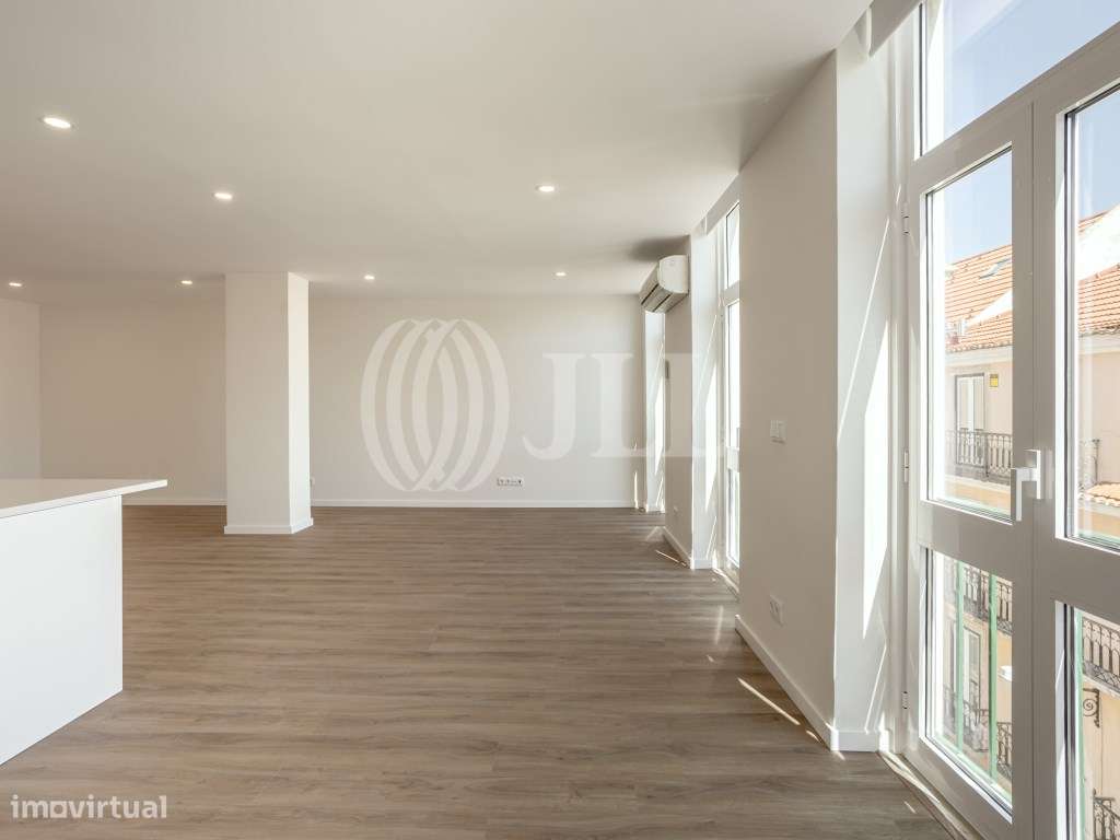 Apartamento T1 com garagem, no Rato, em Lisboa - Grande imagem: 3/18