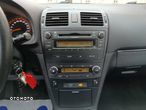 Toyota Avensis 1.6 Luna - 12