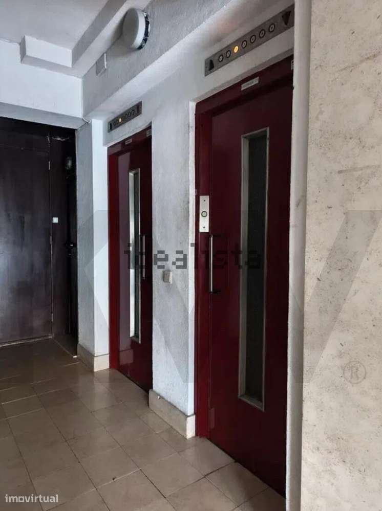 T1 à venda na Rua Amílcar Cabral, Setúbal - Grande imagem: 2/16