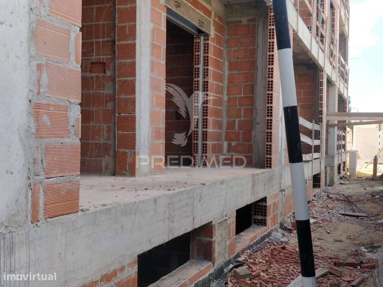 T2 DUPLEX C/PARQUEAMENTO, CHURRASQUEIRA - Grande imagem: 4/17