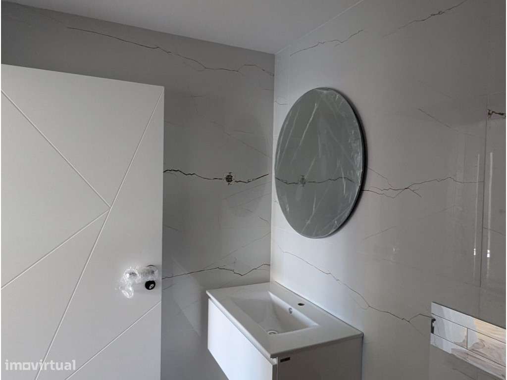 Moradia Isolada T4 Térrea a Venda No Pinhal do General-24