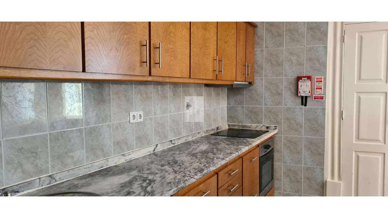 T2kit–Junto ao Campo 24 de Agosto - Grande imagem: 4/30