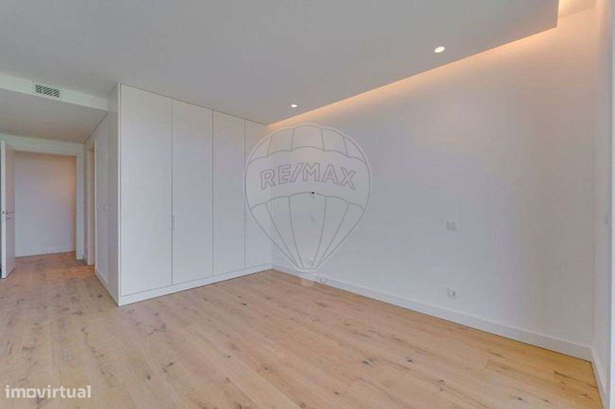 Apartamento T3 à venda em Vila Nova de Gaia-11